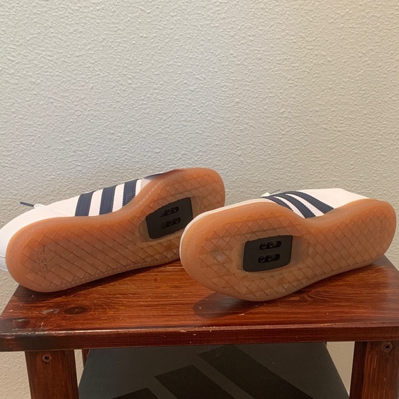 Adidas Velosamba Vegan Men’s 9.5 - Picture 5 of 7